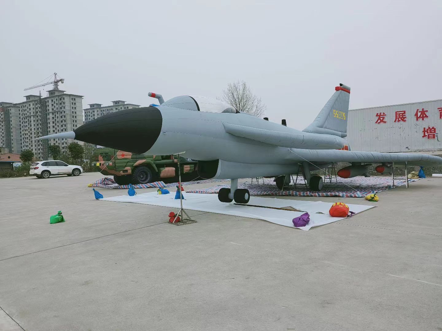 北京军用飞机假目标的干扰技术分析